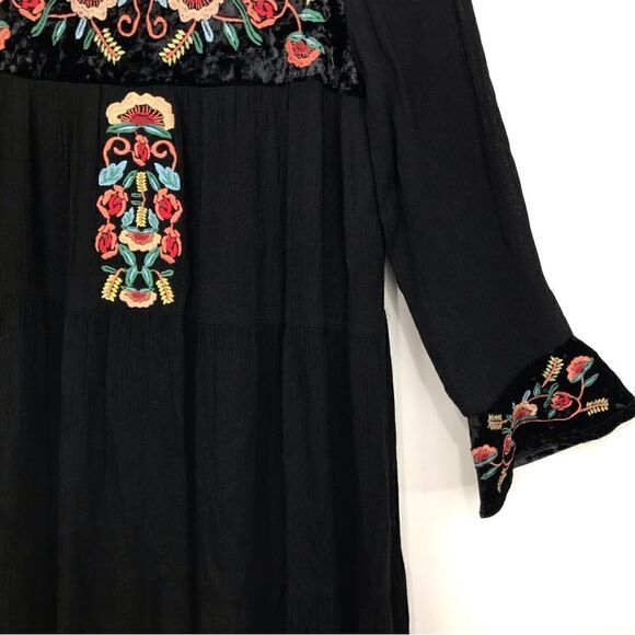 THML Black Gauze Floral Embroidered Velvet Popover Sheath Dress - Picture 4 of 14